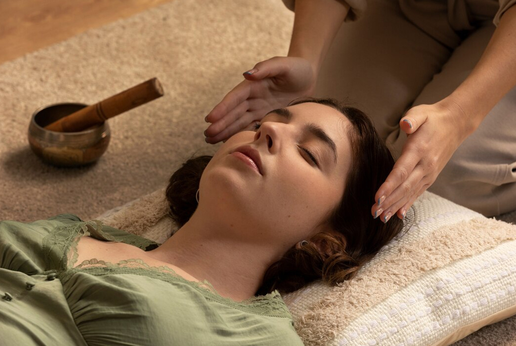 Marma Point Head & Face Massage